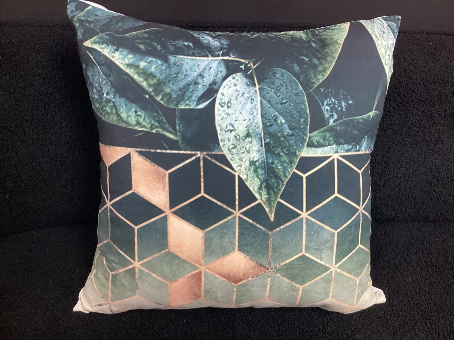 Green Leaf Geometric Pillow Cover
