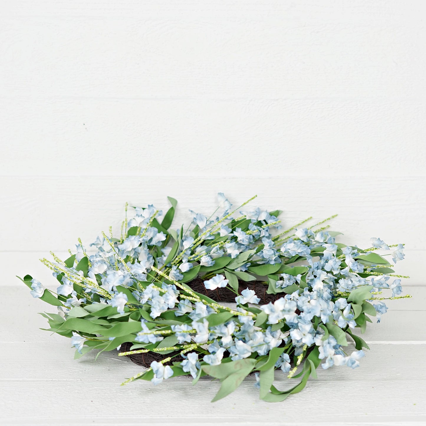 Blue Cream Wreath - 24"