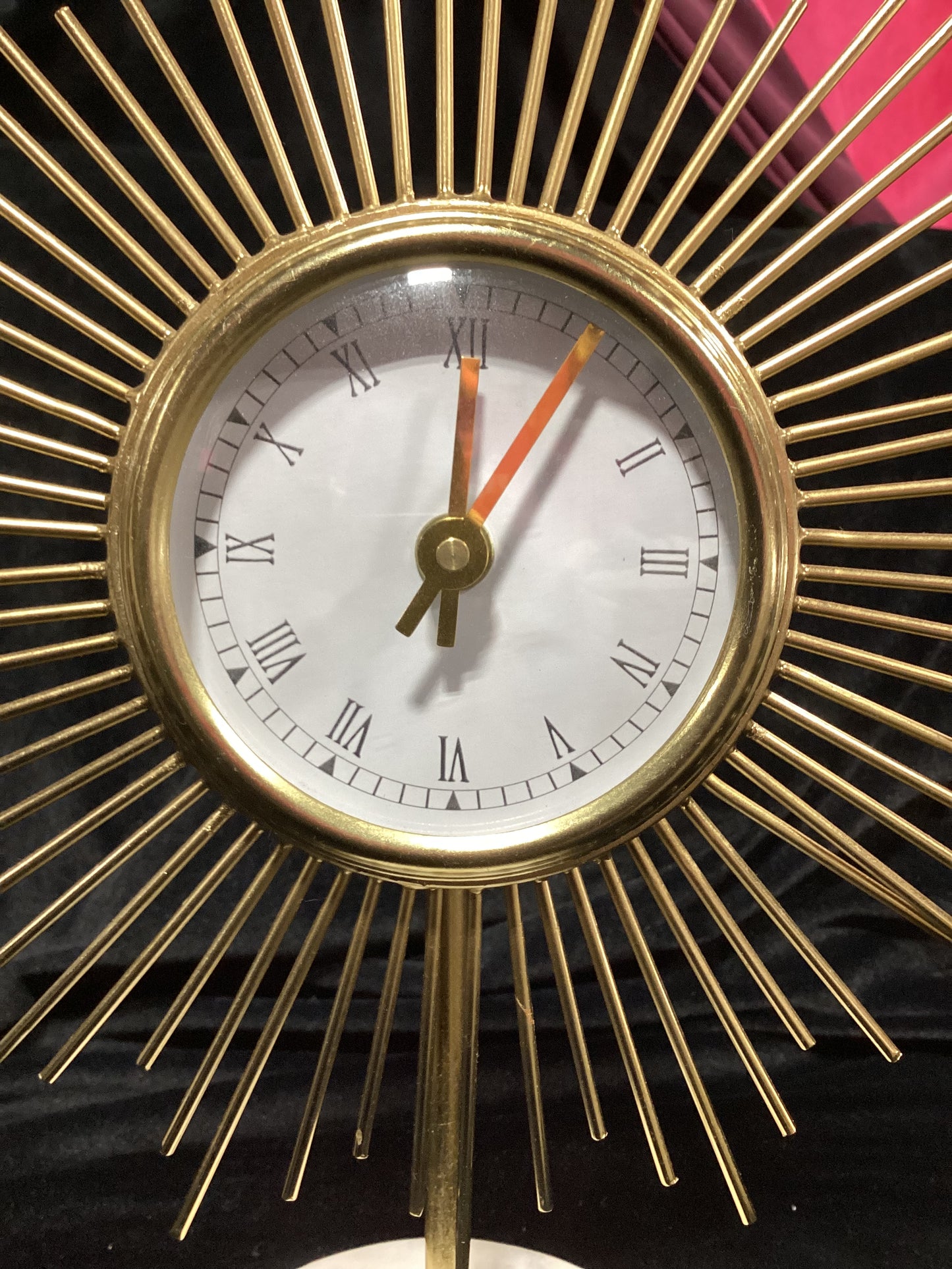 Small gold sunburst clock -open box-6005