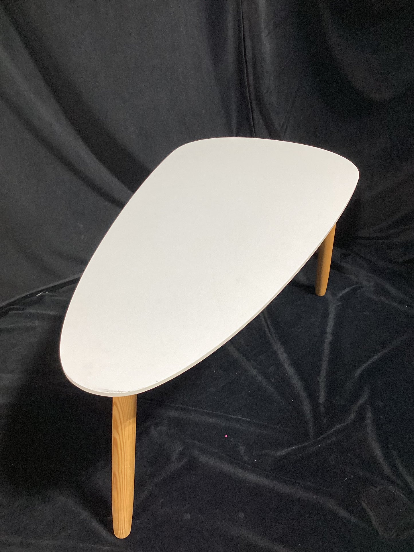 Small white coffe table