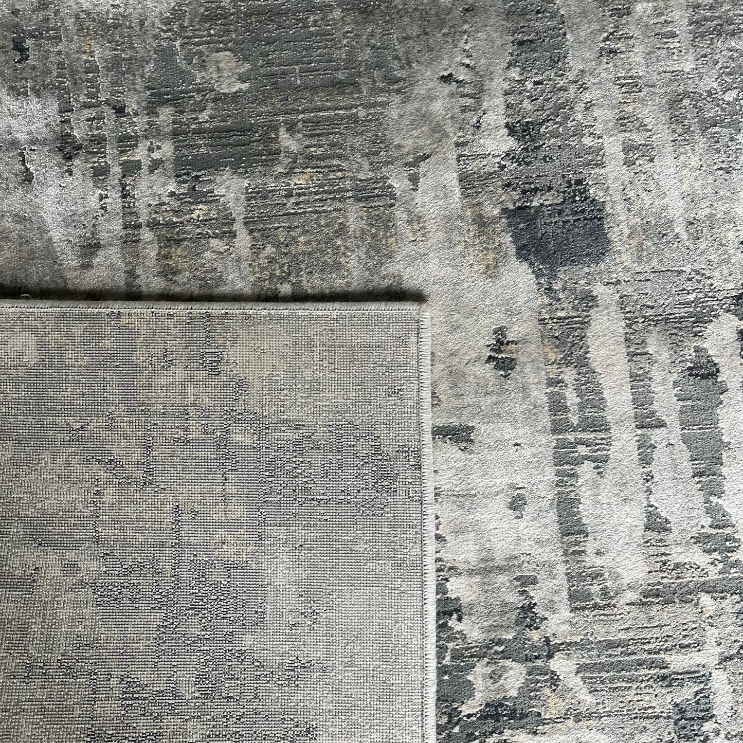 Monica Rug (5'3"x7'7")