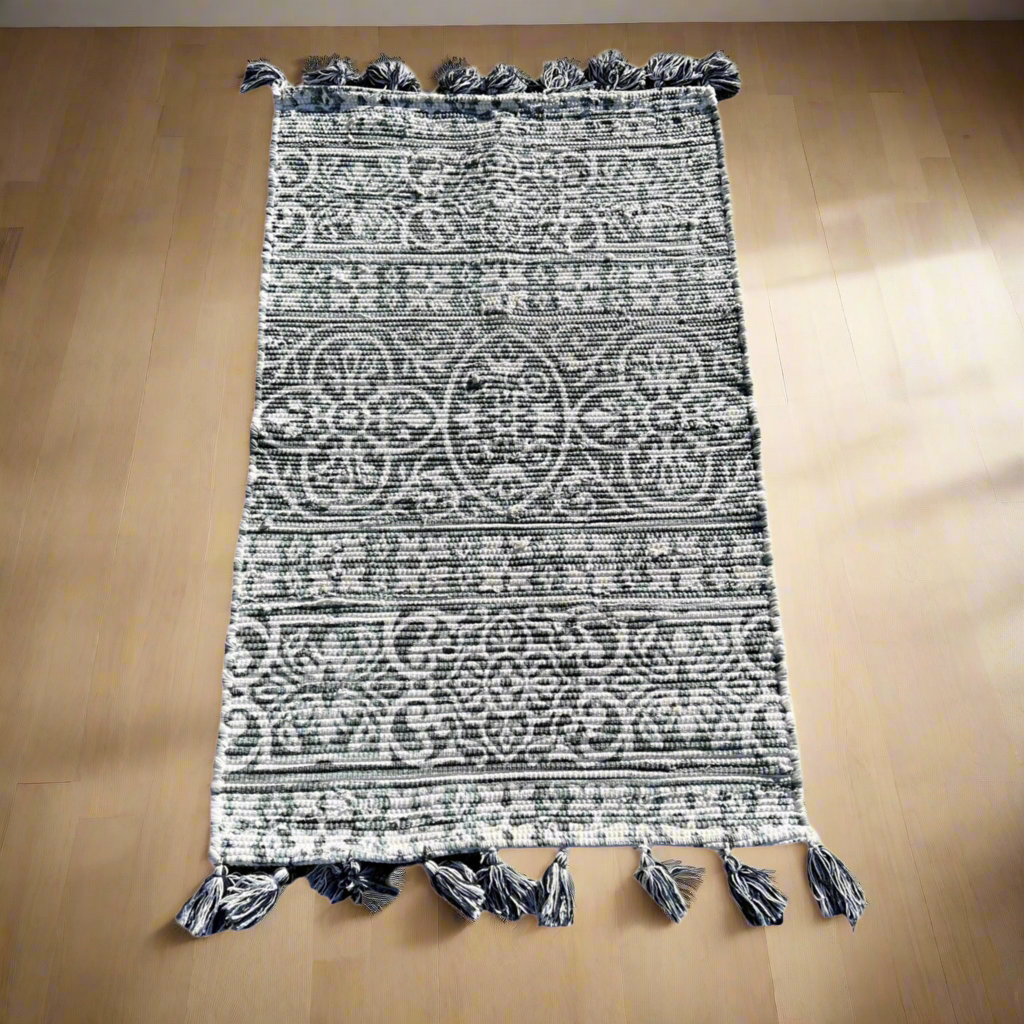 Medallion Jute Blue Patterned Rug (46”x27.5”)- Local Pick Up Only