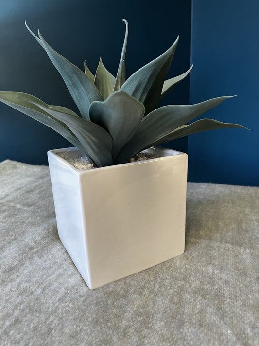 White Planter w/ Faux Plant-Open Box-8156