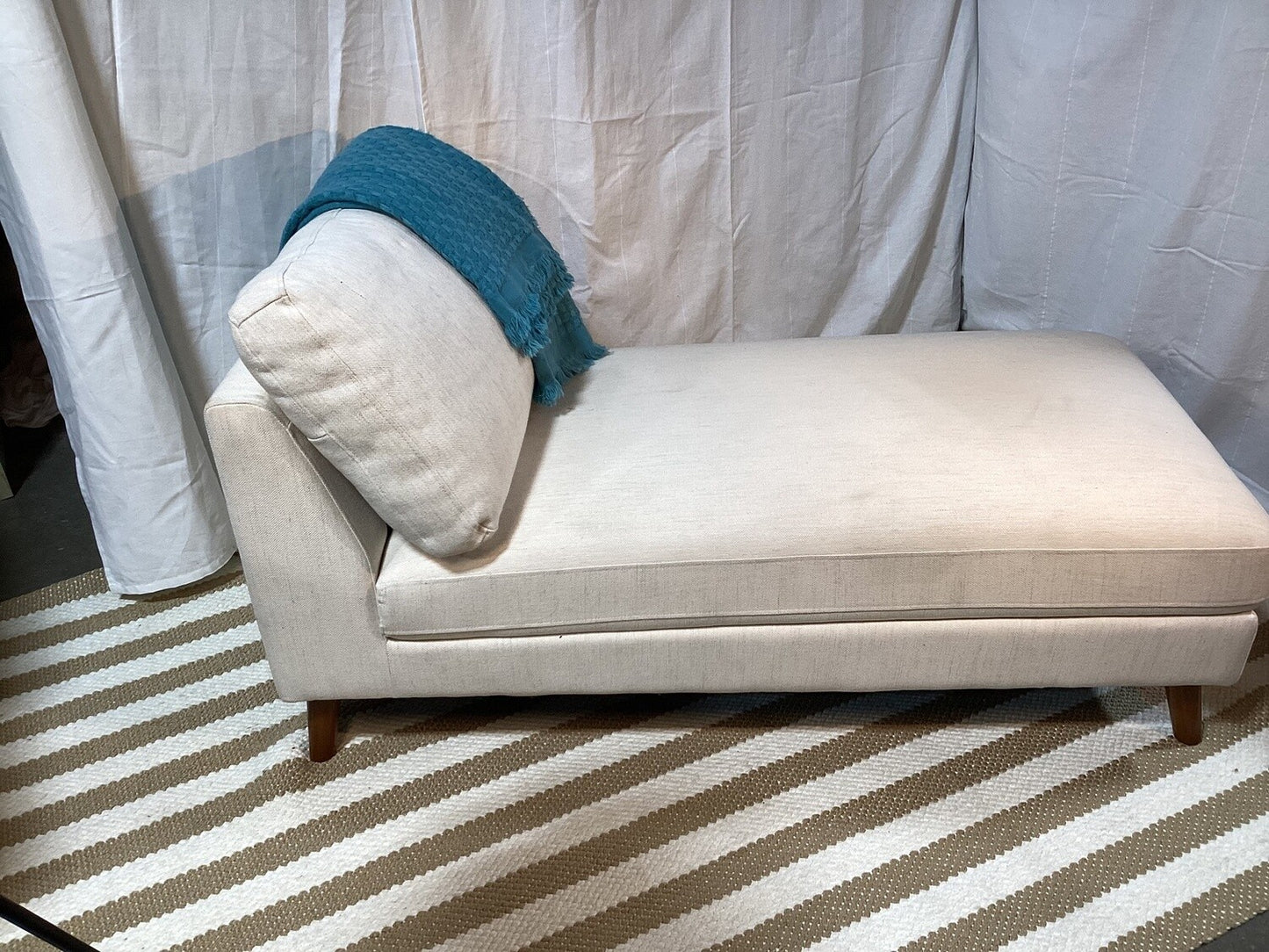 Cream linen chaise lounge - Local Pick Up Only