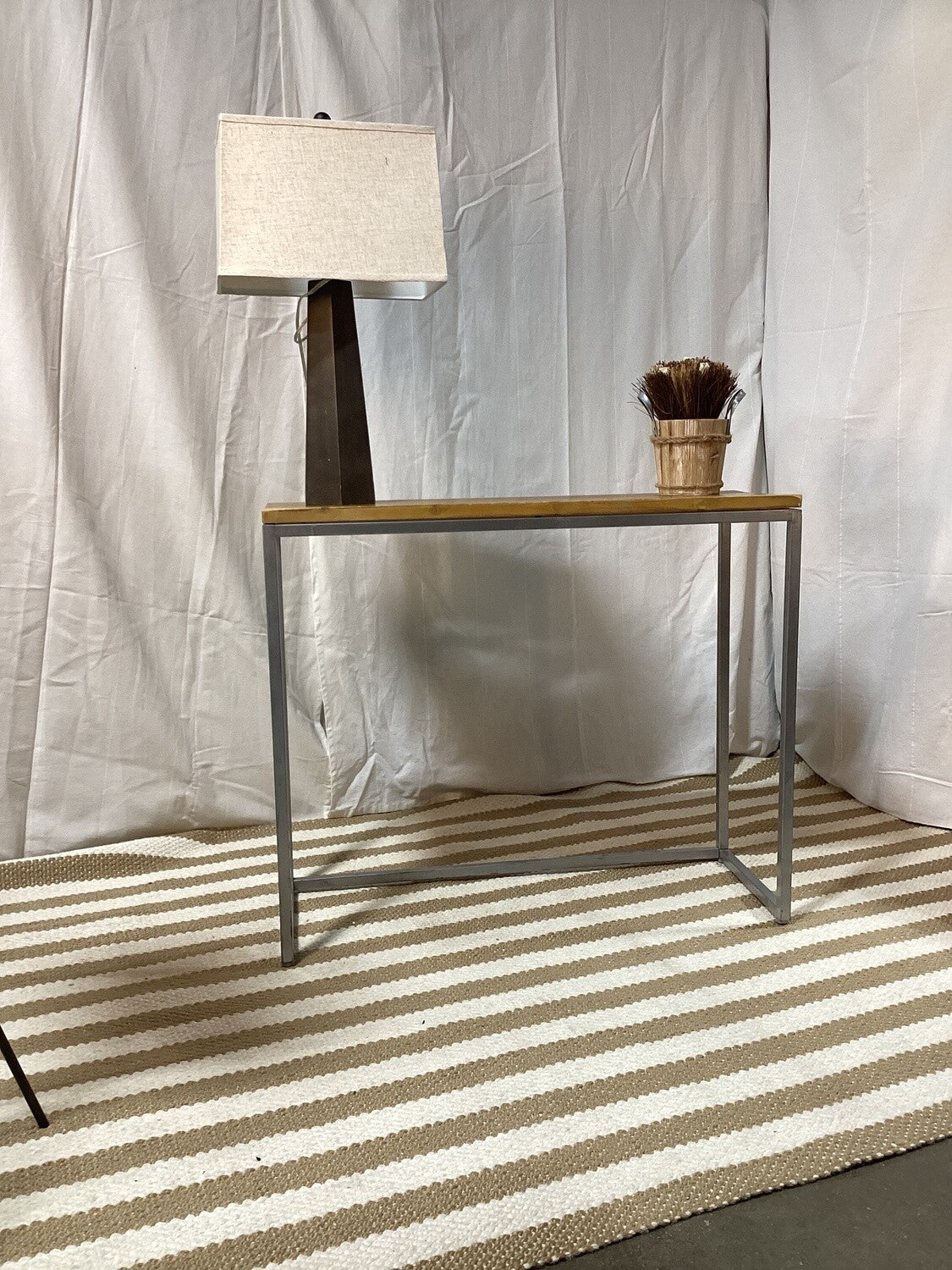 Wood top entry way table - LOCAL PICK UP ONLY