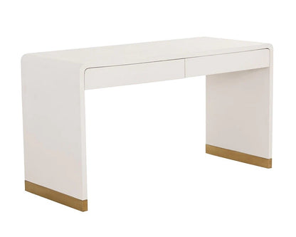 Ilona Desk