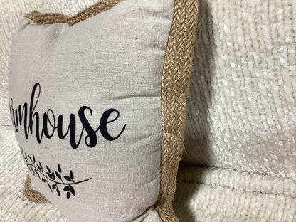 Farmhouse pillow -open box-