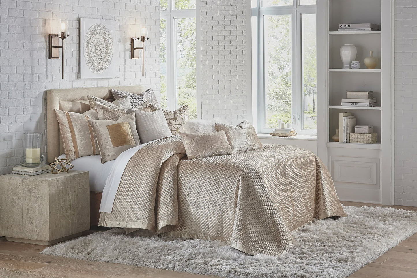 Amani Gold Quilt Set