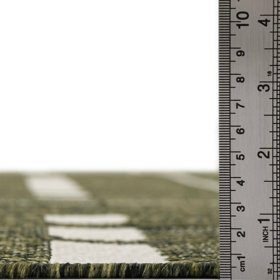 Green Outdoor Checkered Rectangle Rug