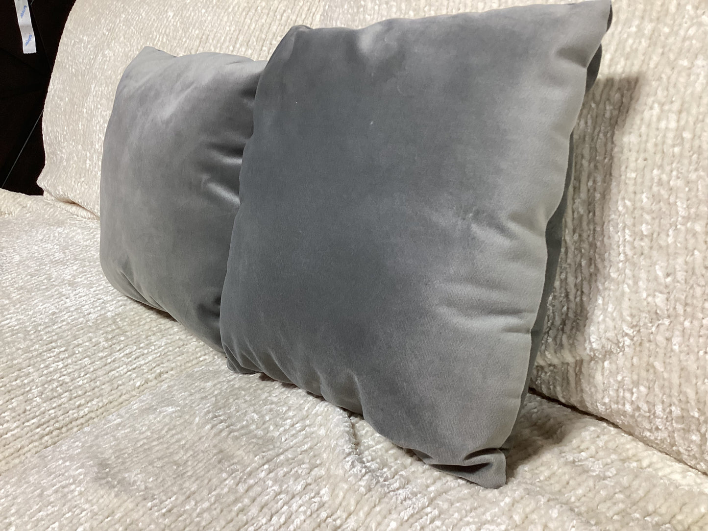 Small smoke grey pillow -open box-Set of 2