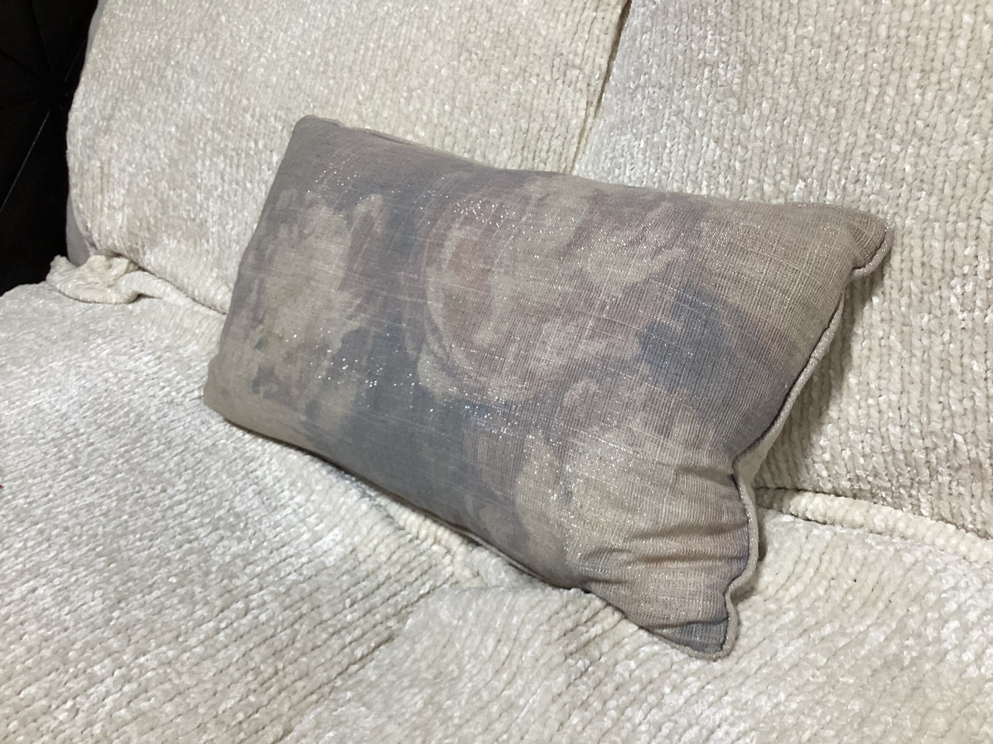 Sparkle Lumbar Pillow -Open Box