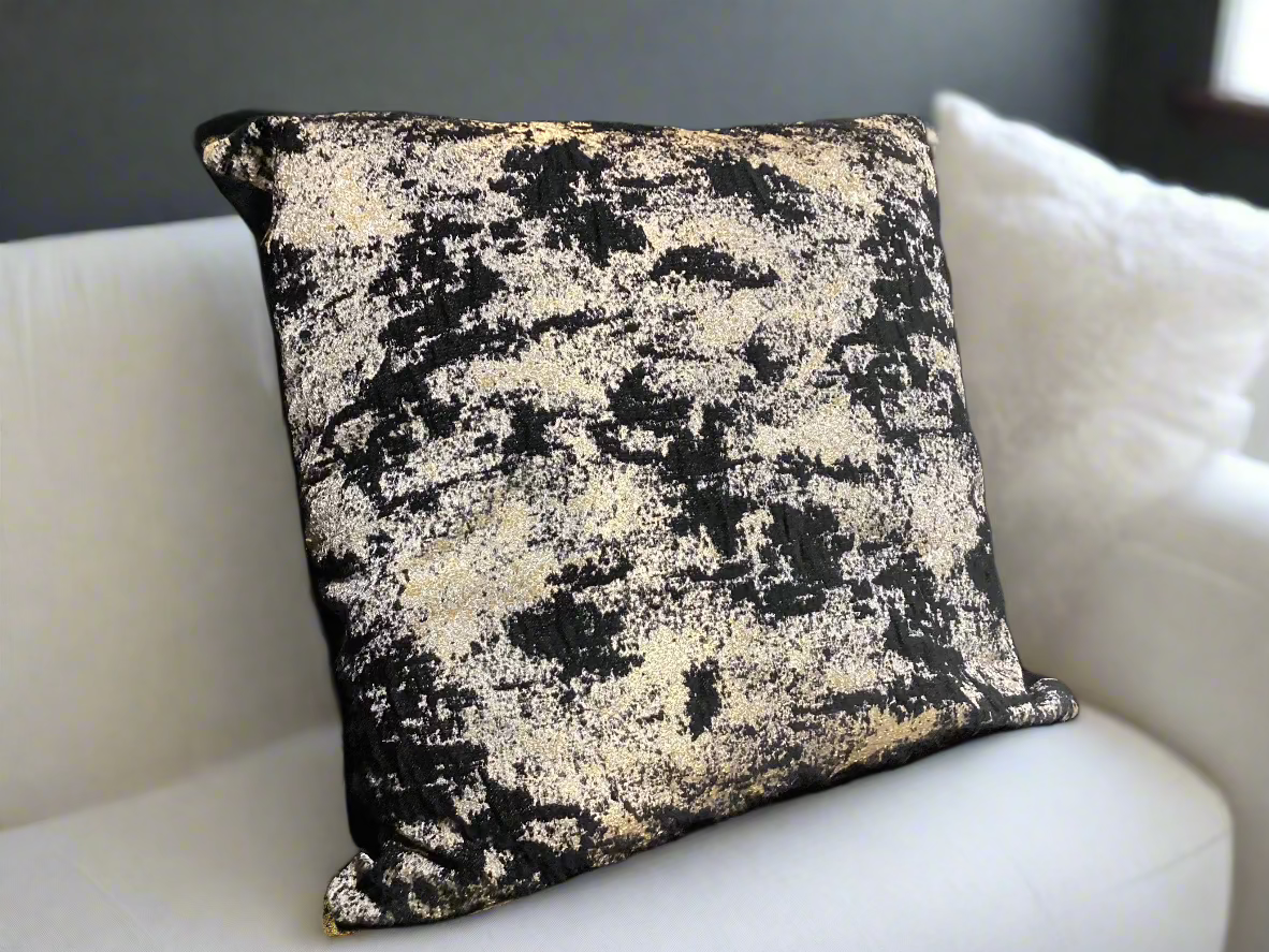 Black & gold 24”x24” pillow -Open Box-