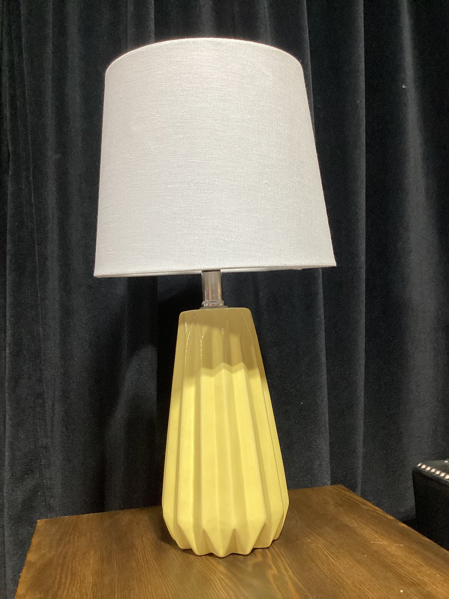 19” yellow lamp(set of 2)-open box