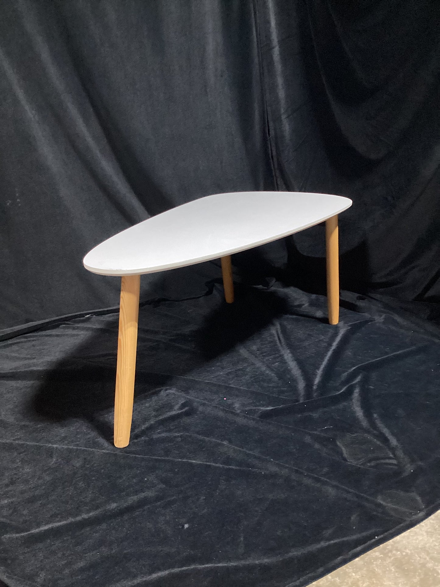 Small white coffe table
