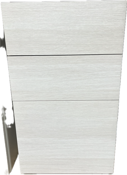 Kitchen cabinets- Set of 2- local pick up