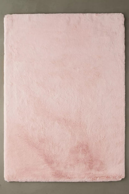 Pink Faux Fur Accent Rug (2x3)