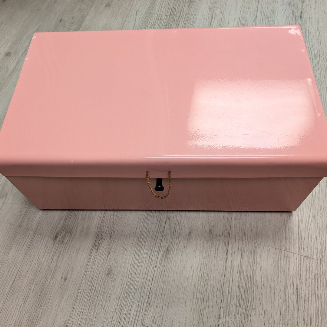 Pink Metal Storage Bin- Local Pick Up Only