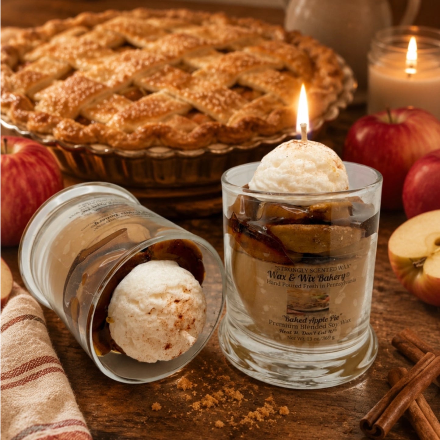 Baked Apple Pie Candle. 13 oz. Large Soy Dessert Candle
