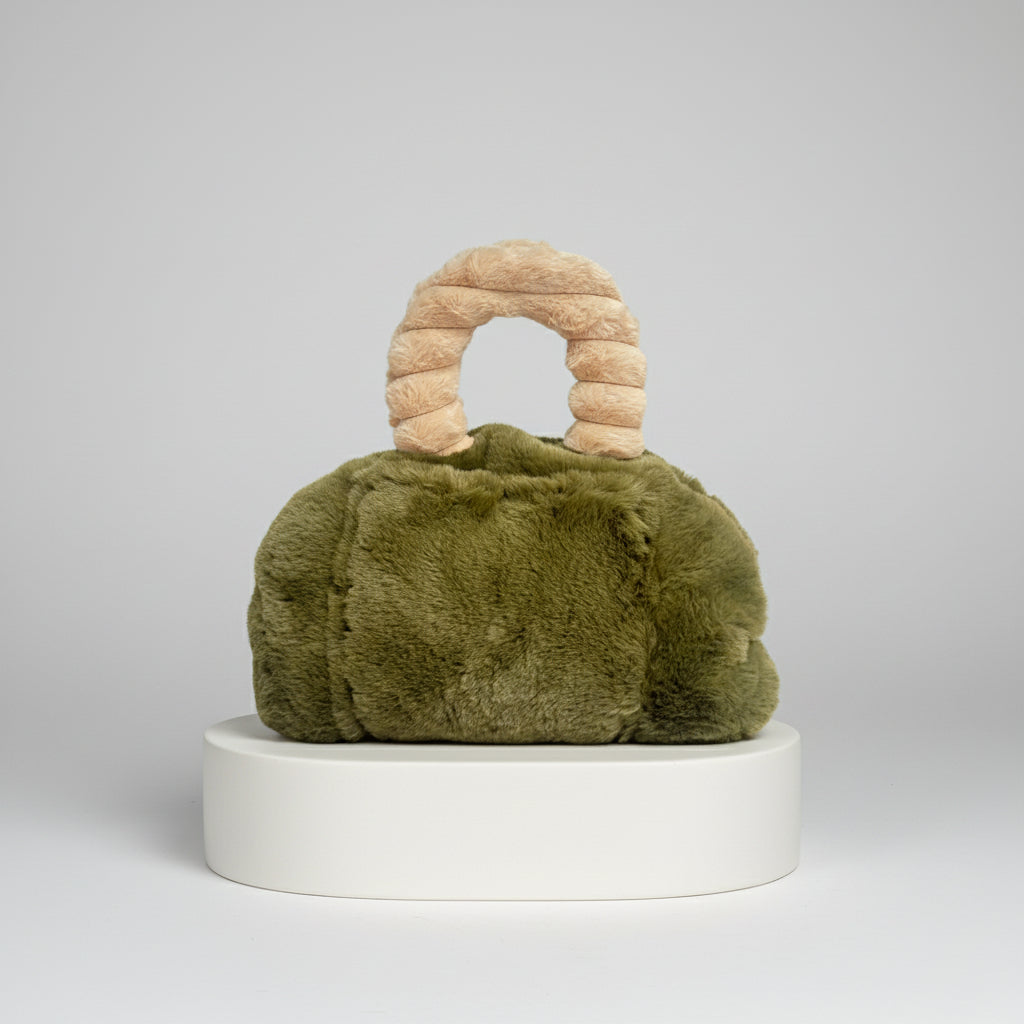 moss mode pur-low on a product stand