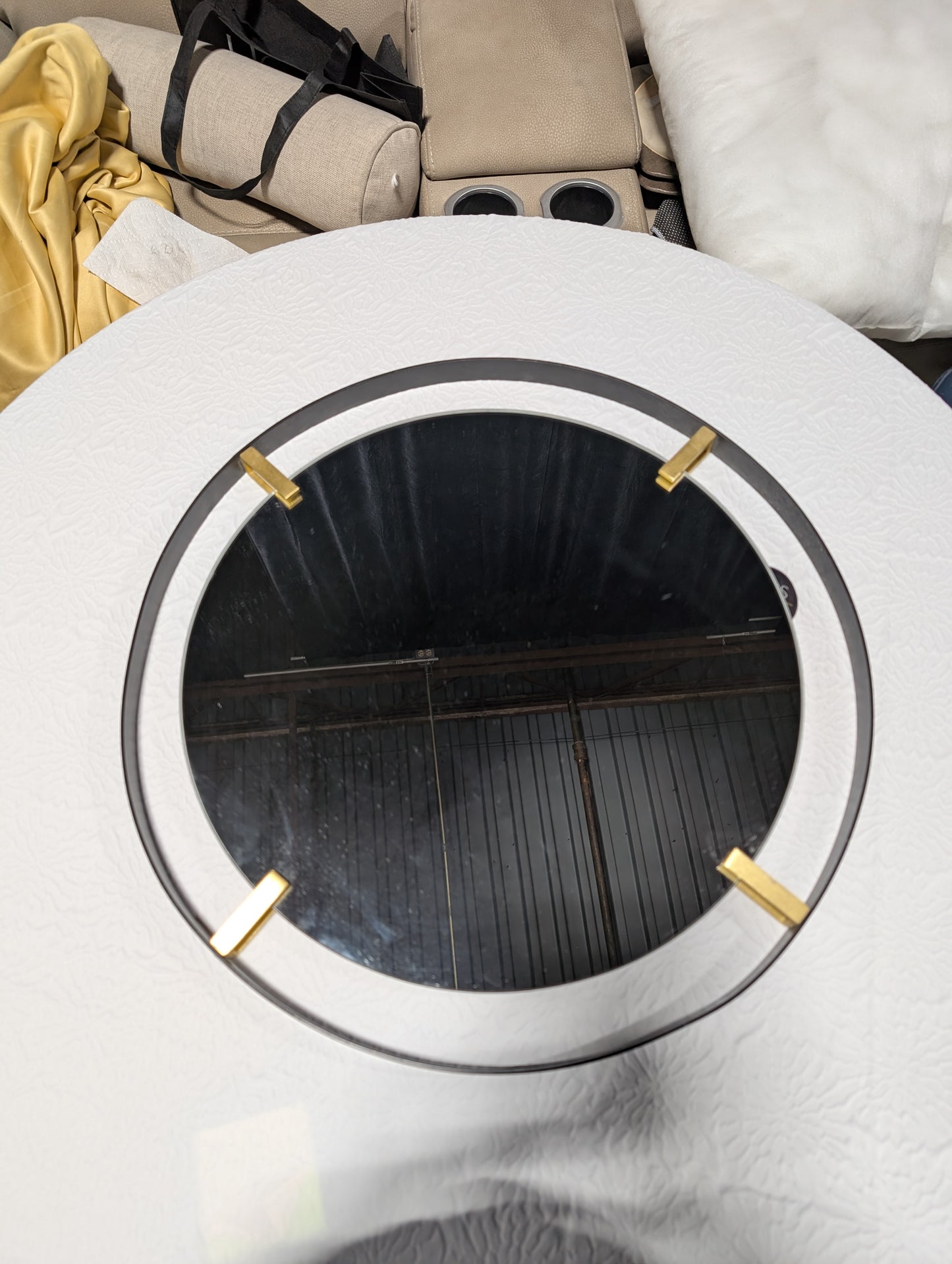 Round metal framed mirror *OPEN BOX*
